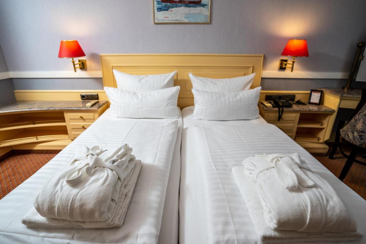Hotel Strandperle คุกซ์ฮาเวน ภายนอก รูปภาพ