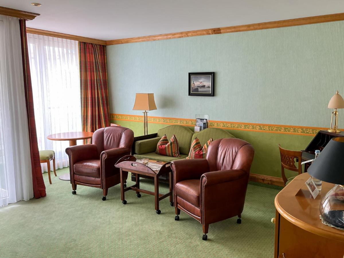 Hotel Strandperle คุกซ์ฮาเวน ภายนอก รูปภาพ