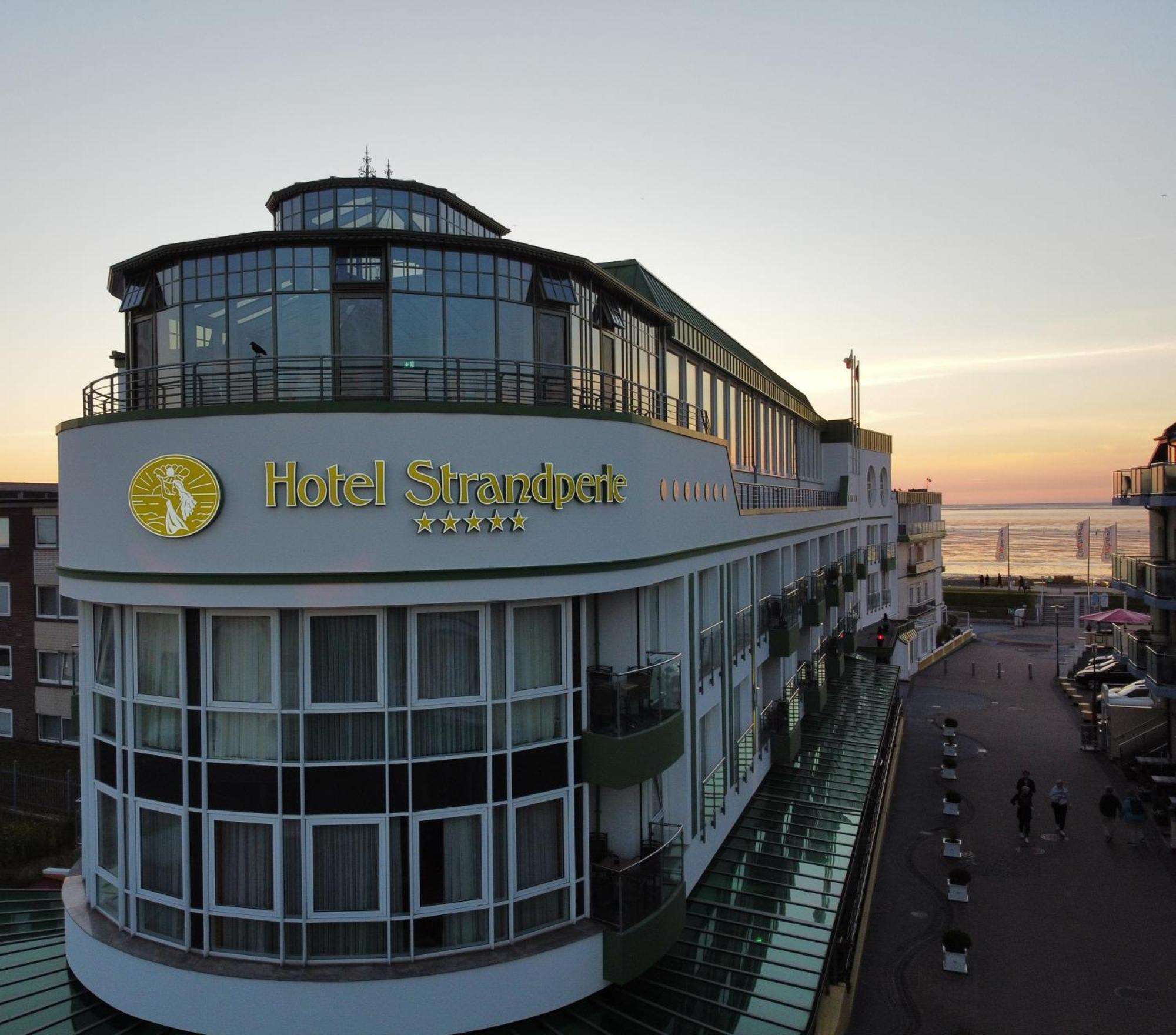 Hotel Strandperle คุกซ์ฮาเวน ภายนอก รูปภาพ