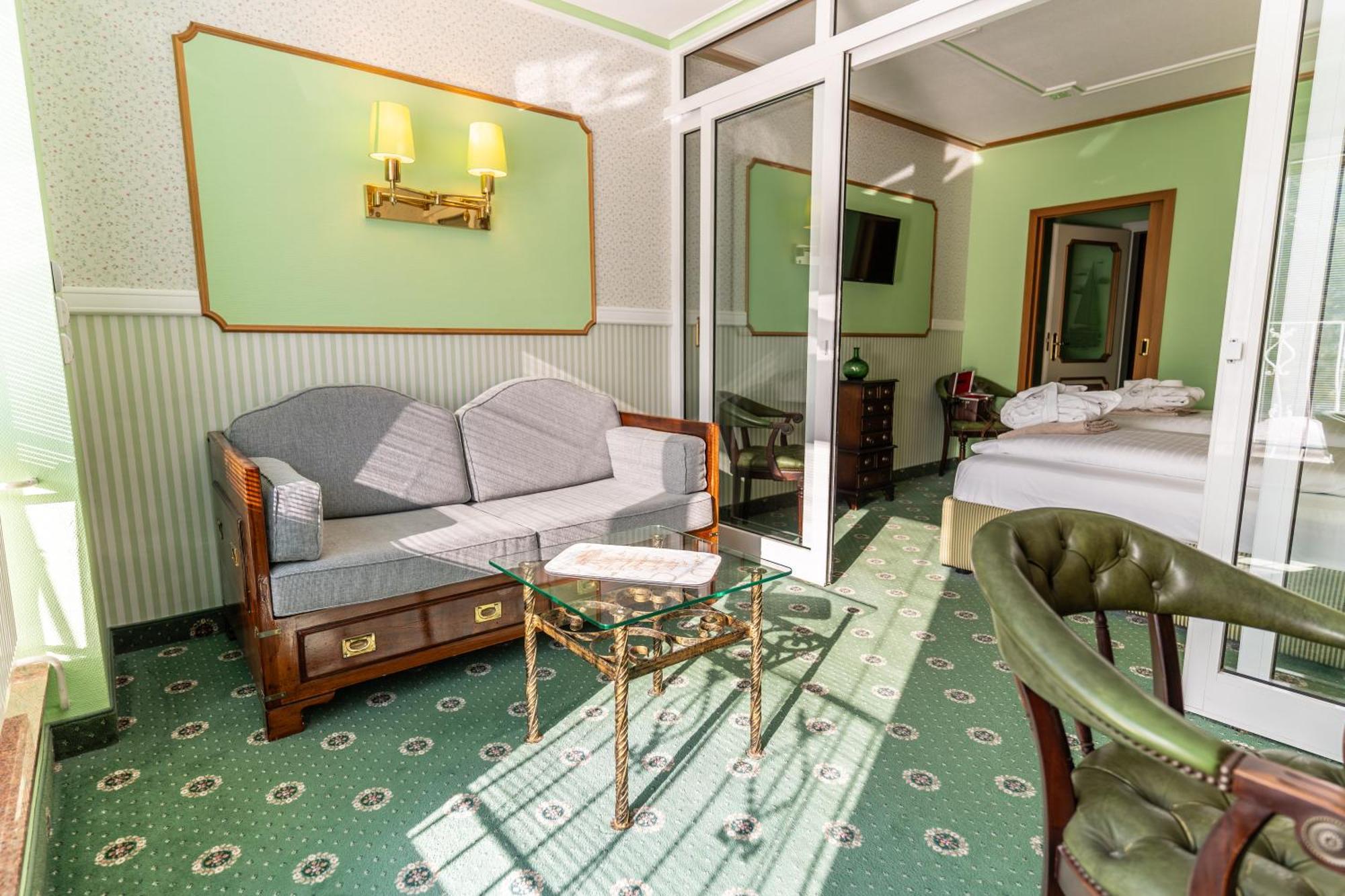Hotel Strandperle คุกซ์ฮาเวน ภายนอก รูปภาพ