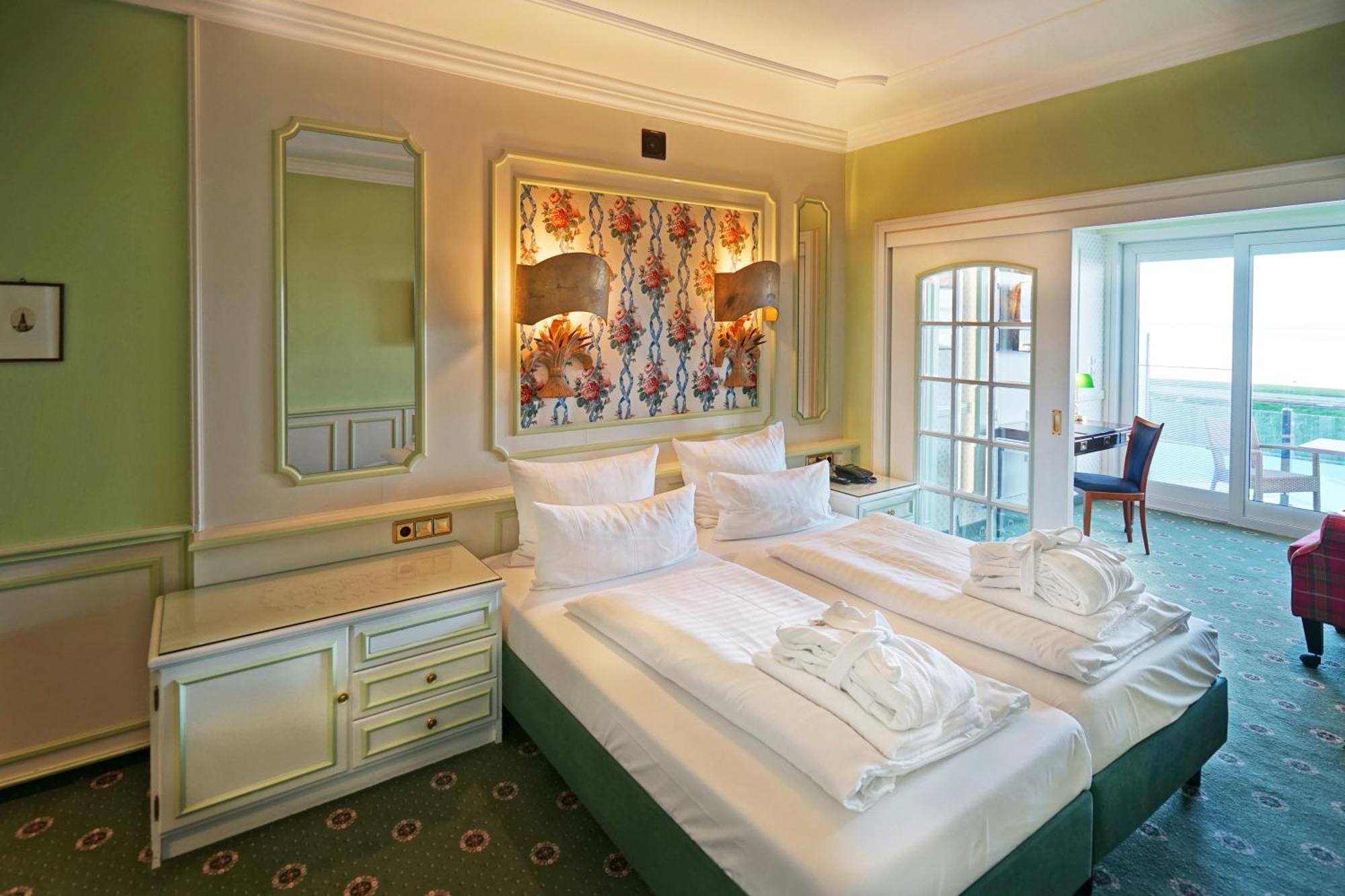 Hotel Strandperle คุกซ์ฮาเวน ภายนอก รูปภาพ