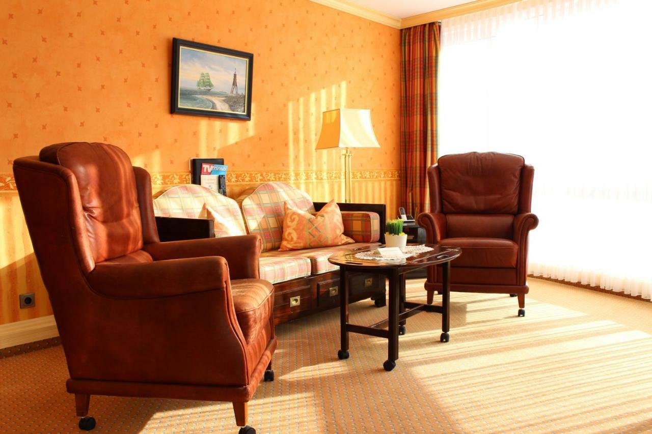 Hotel Strandperle คุกซ์ฮาเวน ภายนอก รูปภาพ